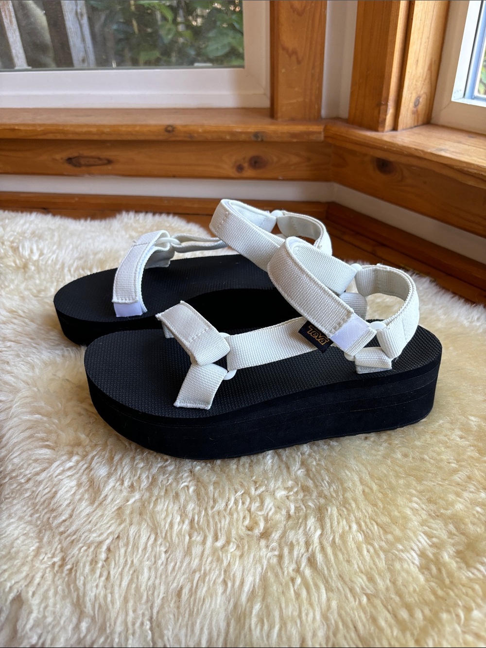 Platform Teva Sandals